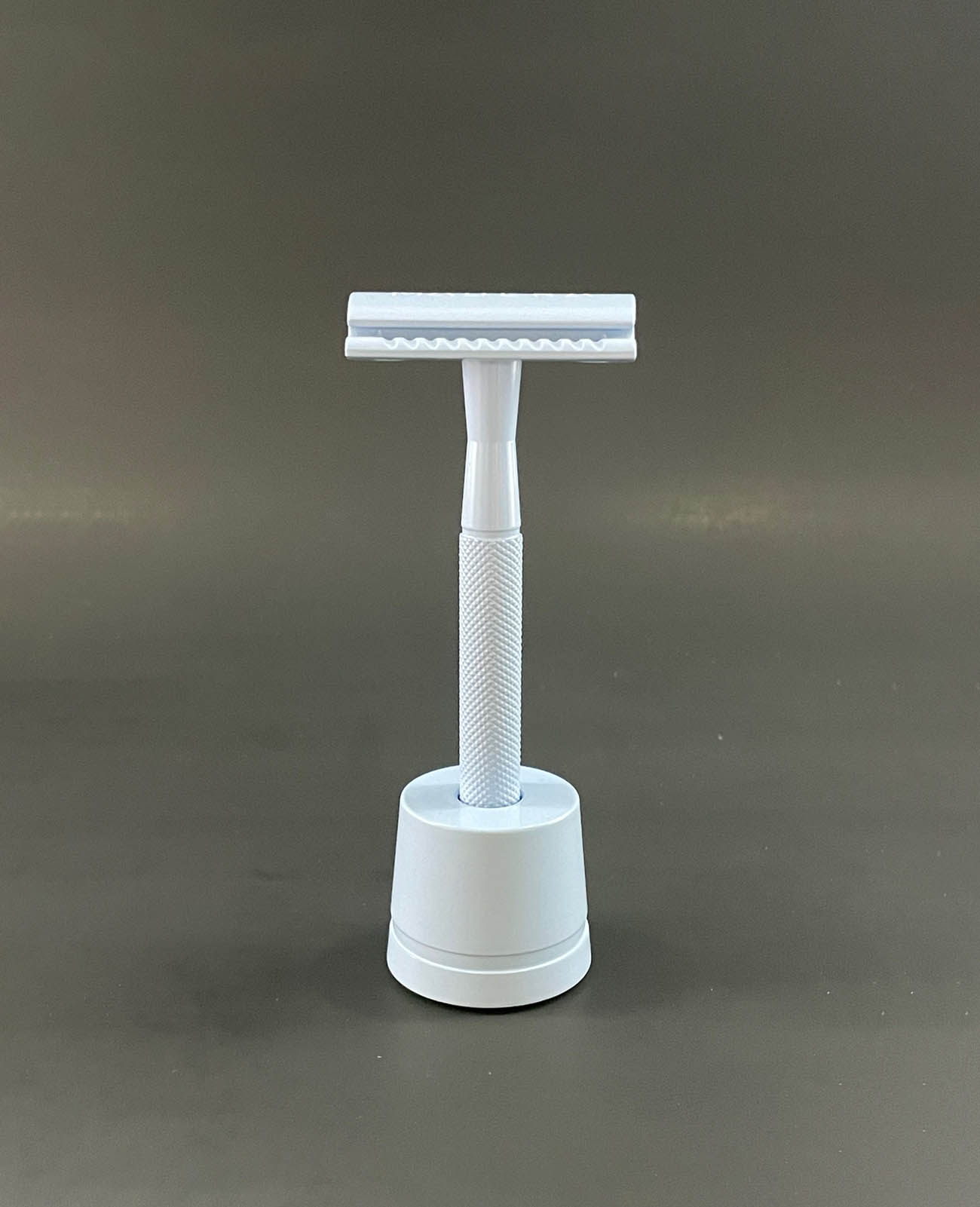 safety razor blue
